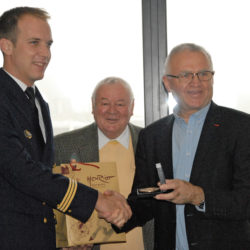 Guillaume Liot de Nortbécourt reçoit la médaille de la ville